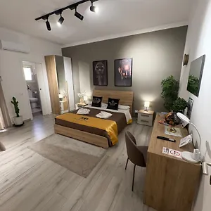 La Via Di Mezzo Appartement Catane